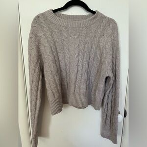 CROPPED LIGHT GRAY/CREAM WARM SWEATER